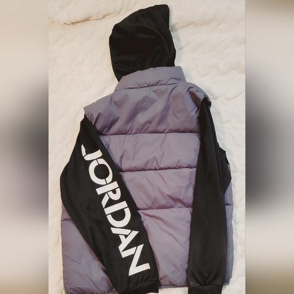 Jordan jacket - Picture 2 of 3